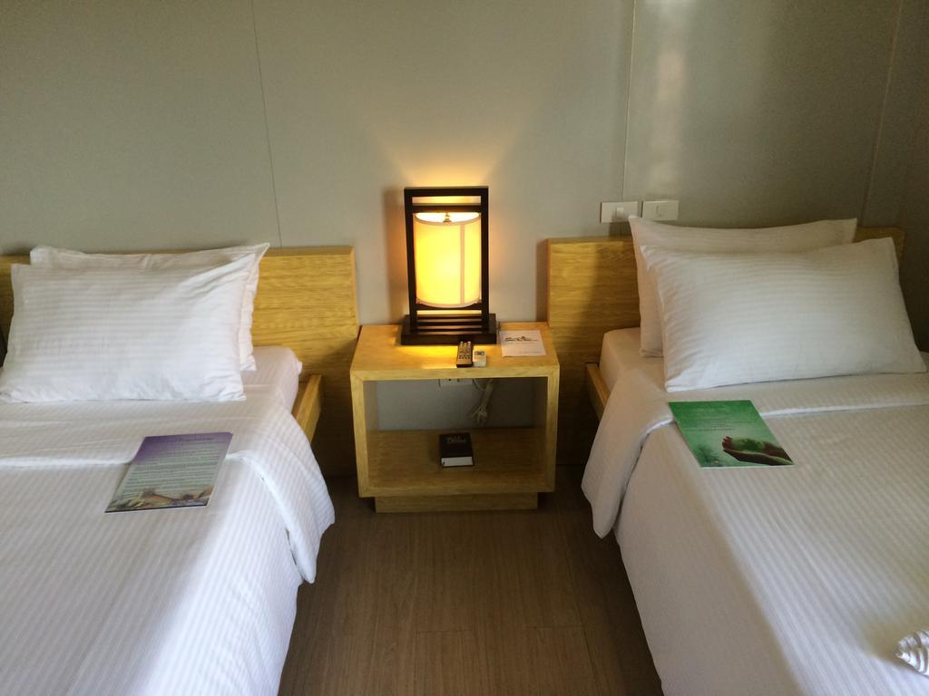 Shore Time Hotel - Annex Balabag  Εξωτερικό φωτογραφία