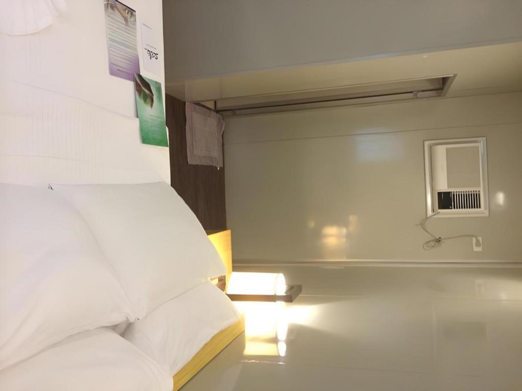 Shore Time Hotel - Annex Balabag  Εξωτερικό φωτογραφία