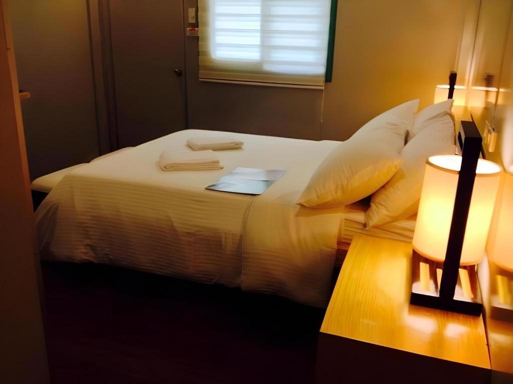 Shore Time Hotel - Annex Balabag  Εξωτερικό φωτογραφία