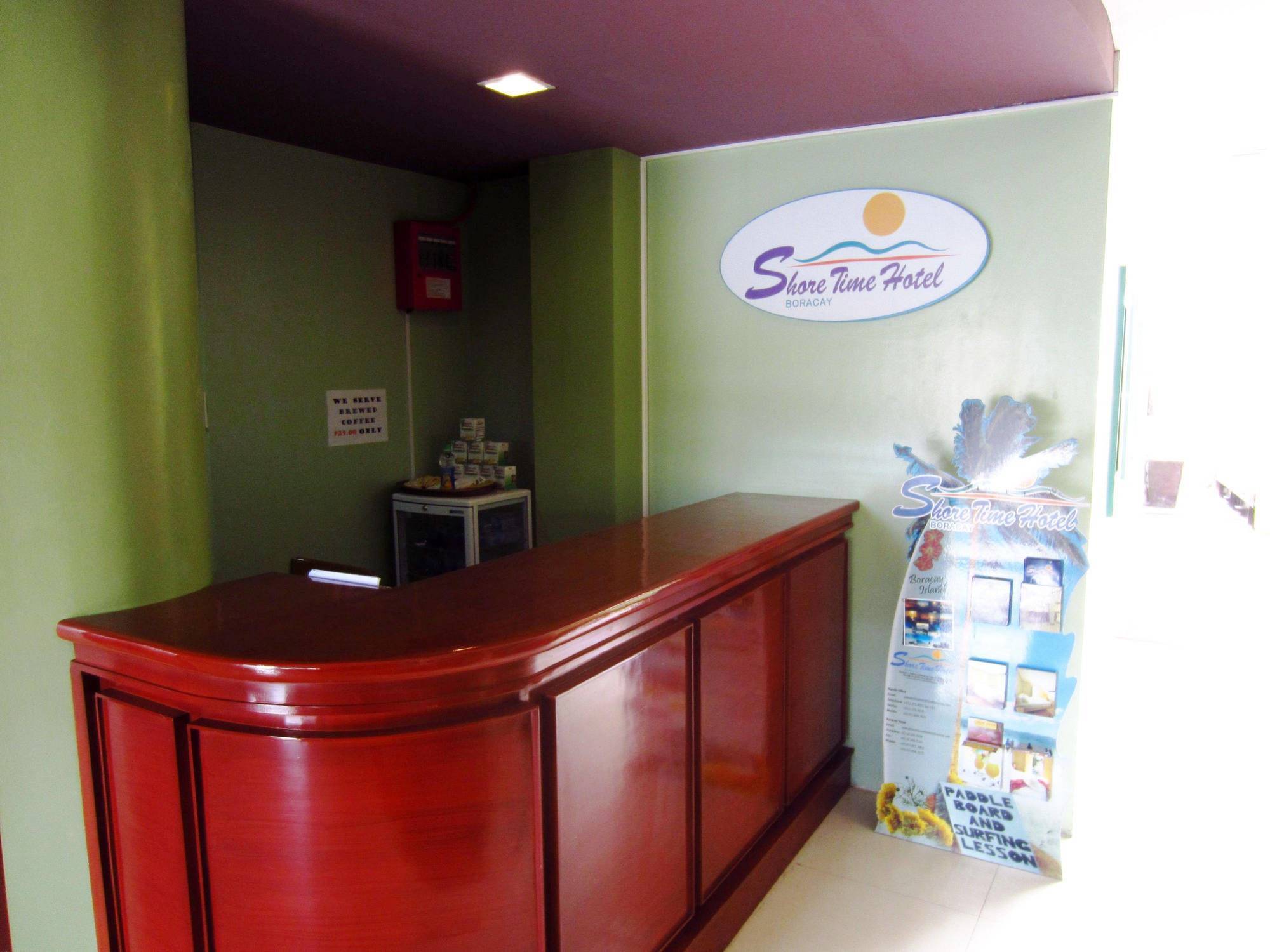 Shore Time Hotel - Annex Balabag  Εξωτερικό φωτογραφία